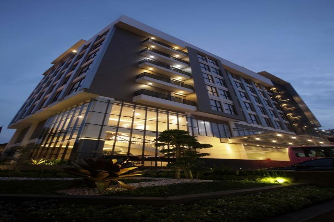 Swiss-belinn Gajah Mada 3*
